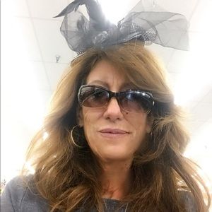 Meet your Posher, Deanna